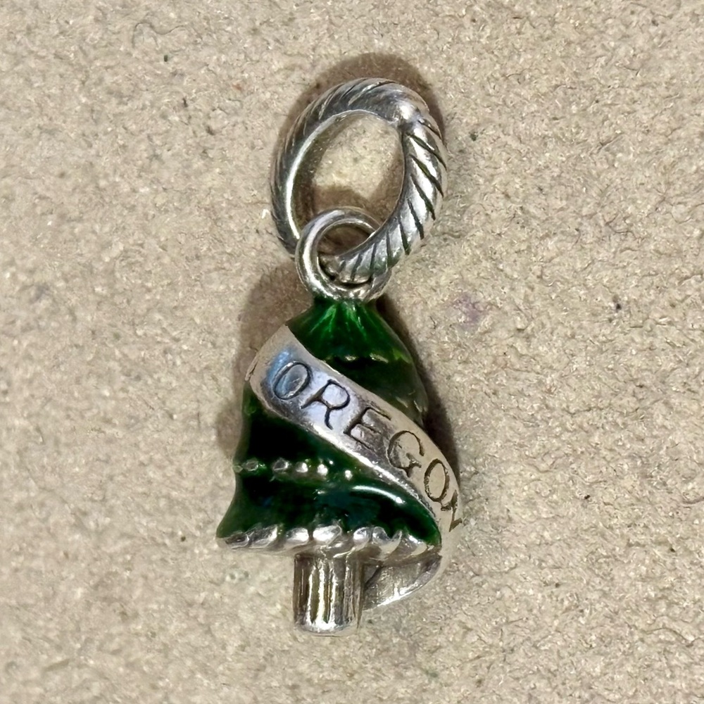 Brighton Oregon green fir tree charm with silver sash From the States Collection
